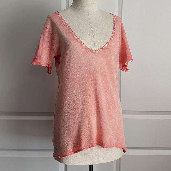 Free People Tee Deep V-Neck Lace Trim Distressed Short Sleeve Coral S NWT - Picture 2 of 13
